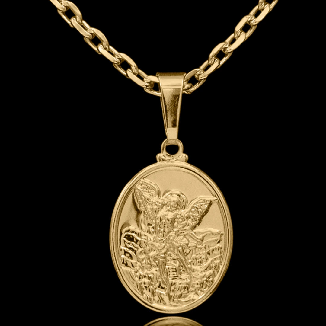 Corrente Cartier 3.5mm com Pingente Miguel Arcanho 29mmx20mm banhado a ouro 18k