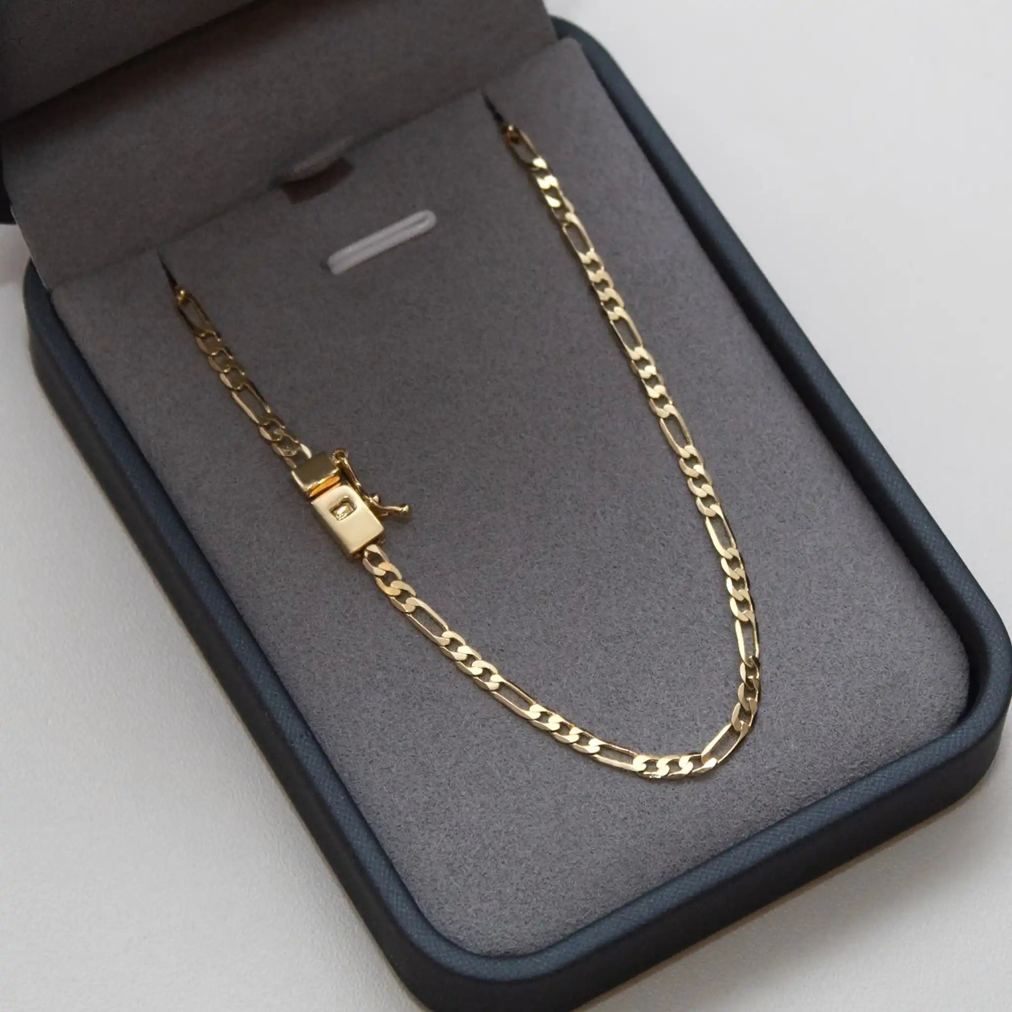 Corrente Fígaro 3mm Banhado a Ouro 18k