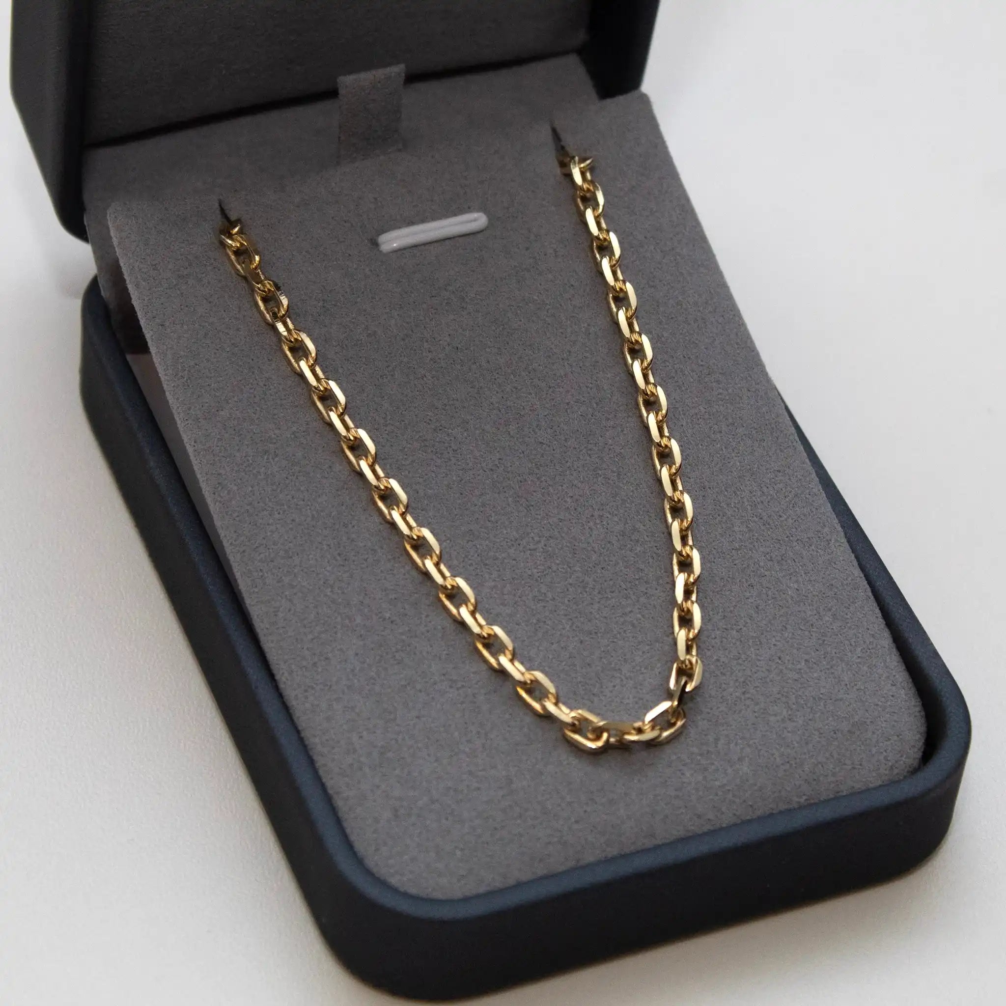 Corrente Cartier Cadeado 3,5mm Banhado a Ouro 18k