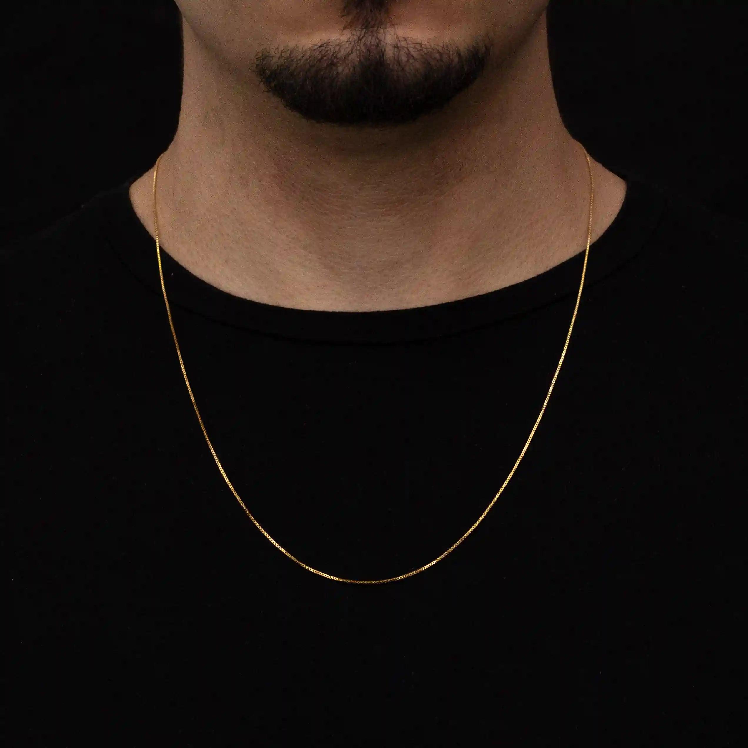 corrente masculina veneziana banhado a ouro 18k no pescoço