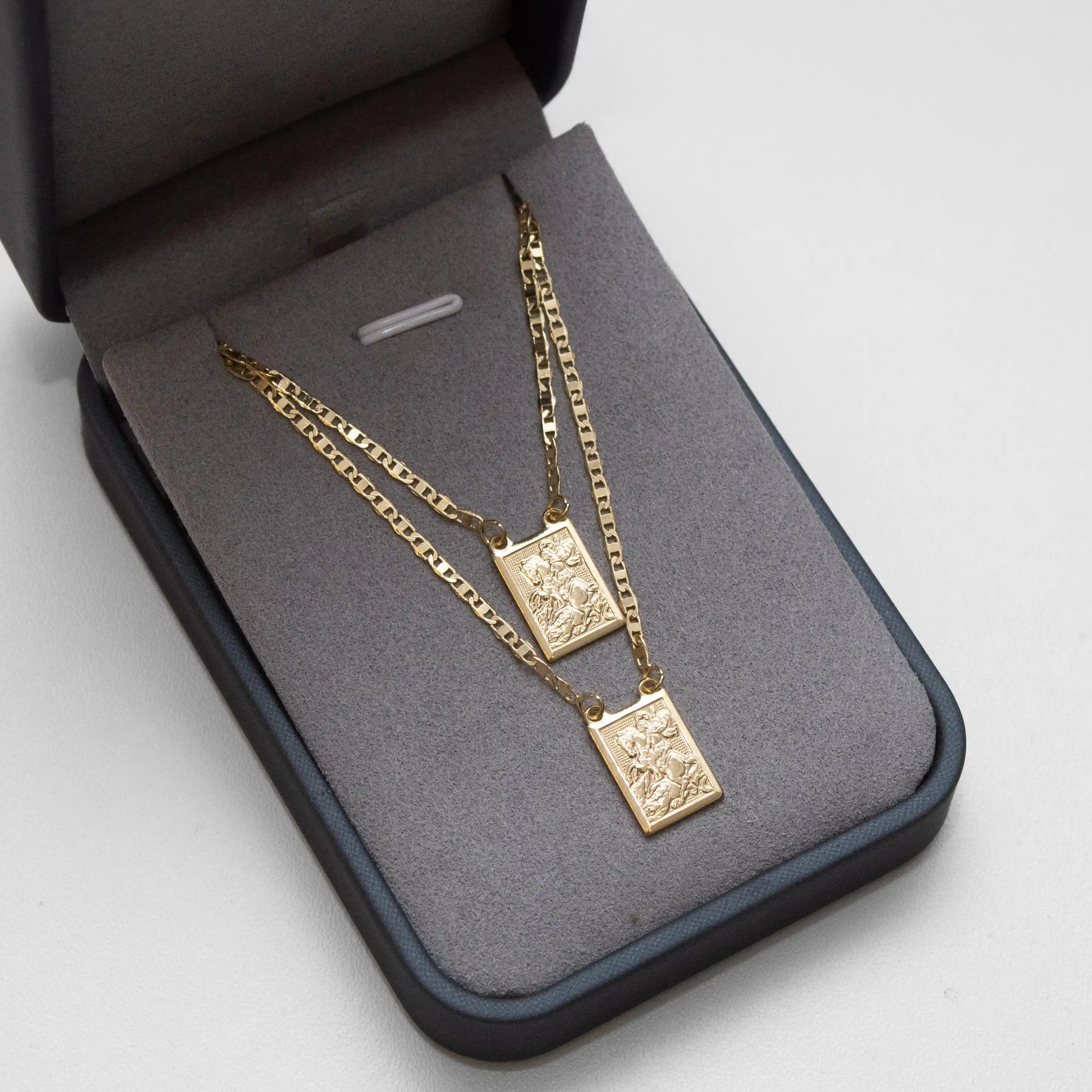 Escapulario masculino - são jorge banhado a ouro 18k