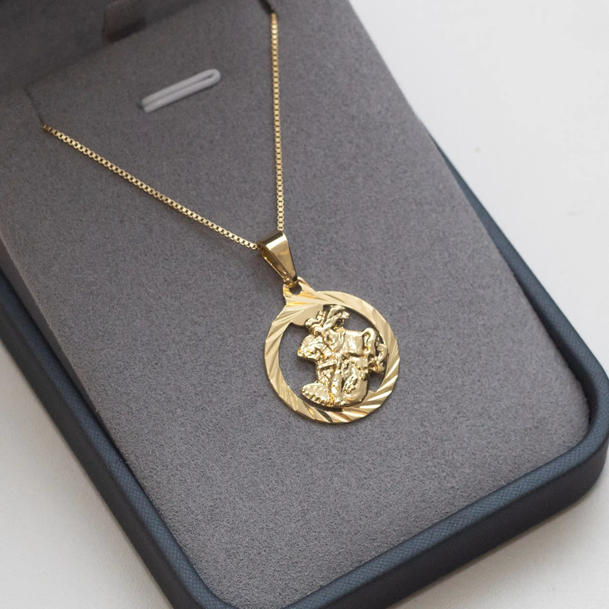 Conjunto São Jorge - veneziana 1mm com pingente São Jorge detalhado Banhado a Ouro 18k