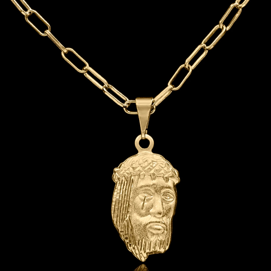 Corrente Cartie 3m com Pingente Jesus Cristo P 2cm Banhado a Ouro 18k
