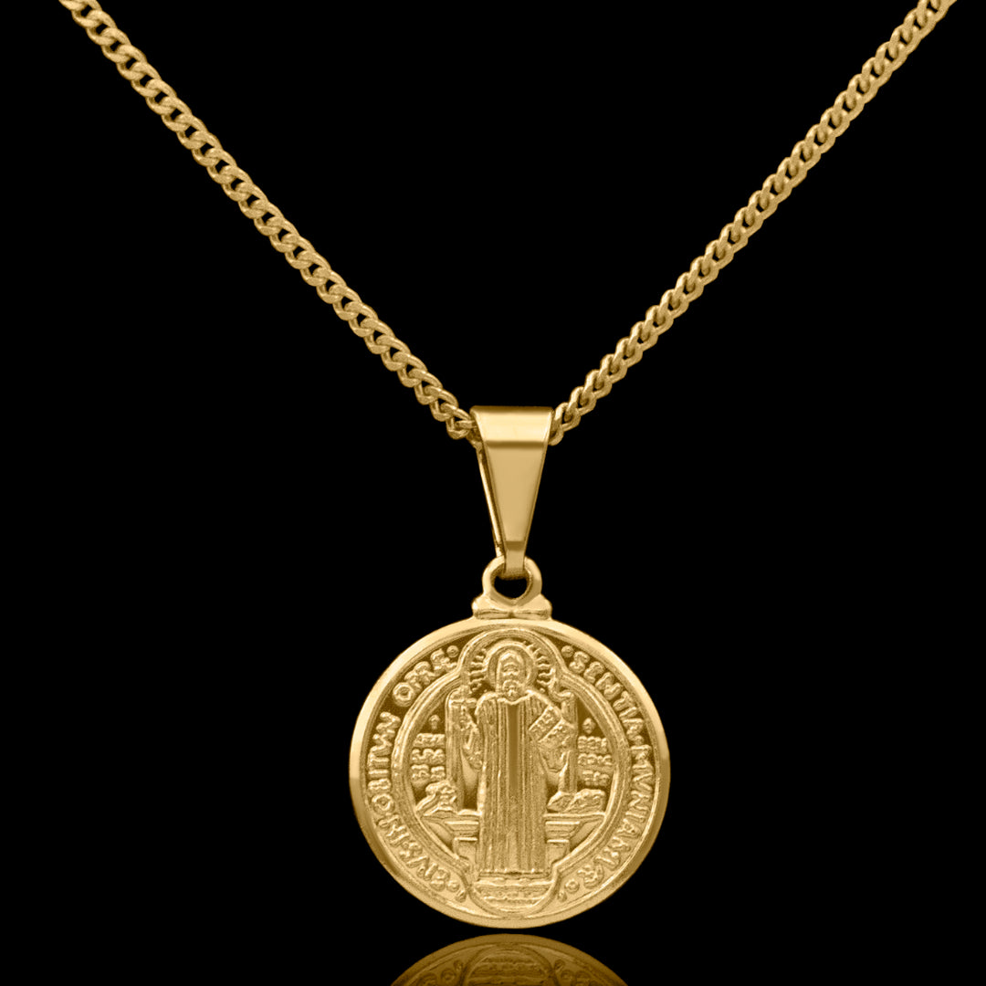 Corrente Grumet 1,5mm com Pingente São Bento Banhado a Ouro 18k