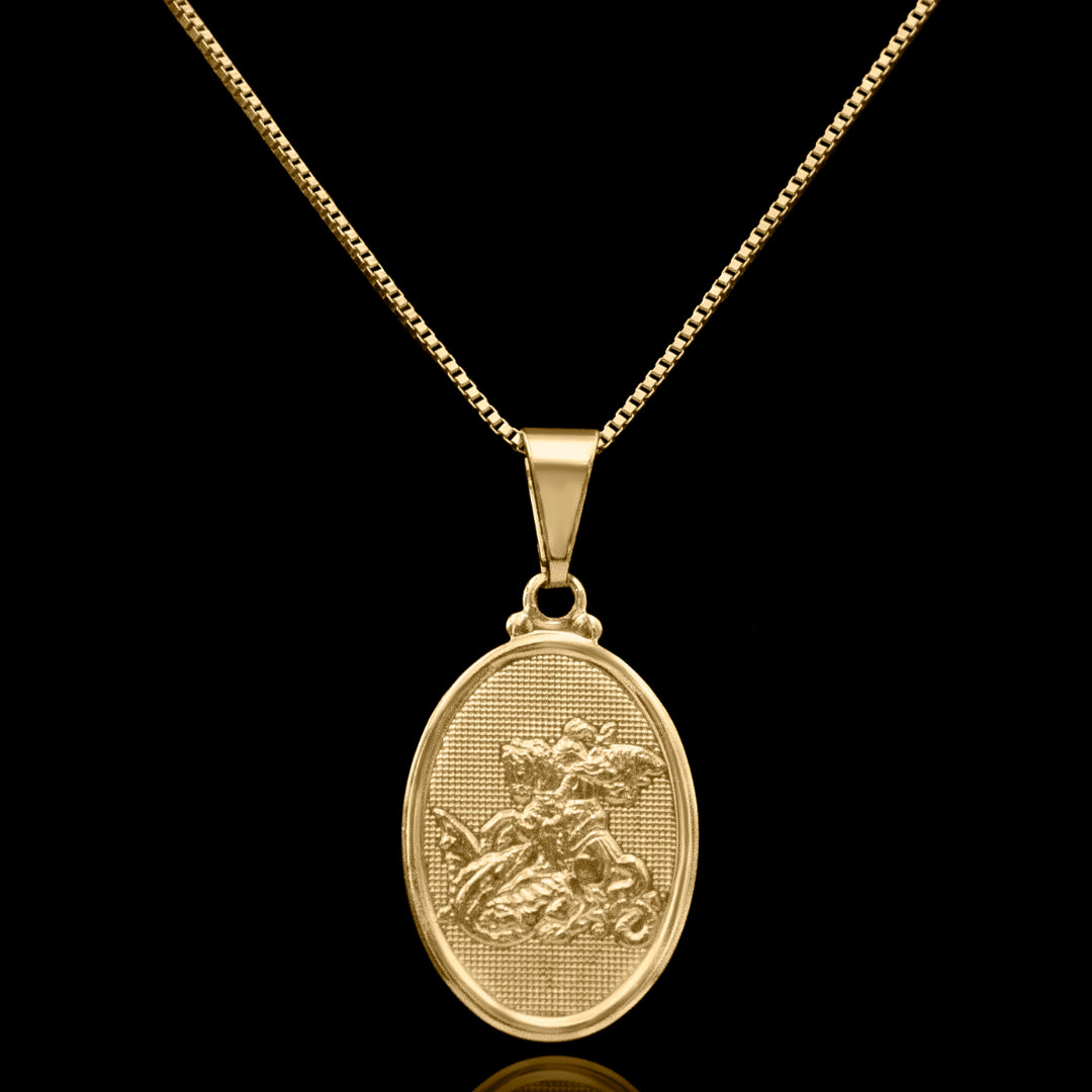 Corrente Veneziana 1mm com Pingente São Jorge Oval Banhado a Ouro 18k