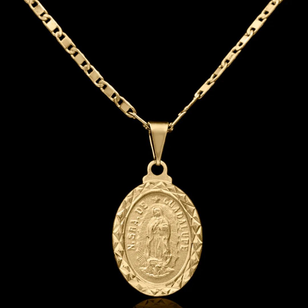 Corrente Piastrine 2mm com pingente Nossa Senhora Guadalupe Banhado a Ouro 18k
