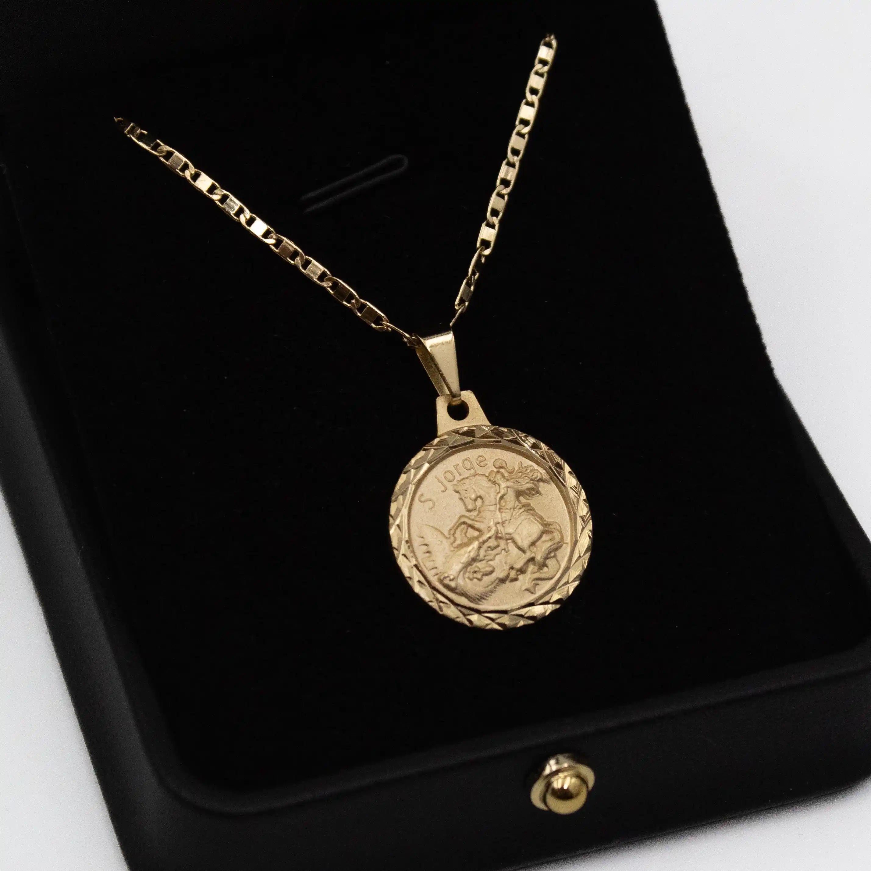 Corrente Piastrine 2mm com Pingente São Jorge 18mm Banhado a Ouro 18k